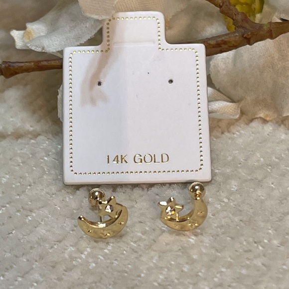 Solid Yellow Gold 14 Karat Half Moon Cz Earring - Picture 5 of 7